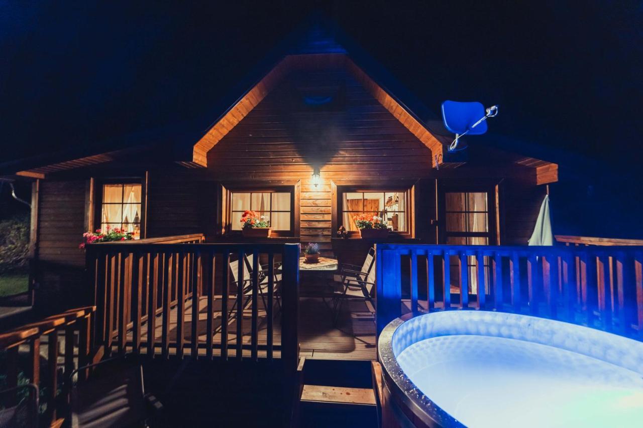 Sovia Wellness Chata S Jacuzzi Kadou A Saunou, Cingov Smizany Exterior photo