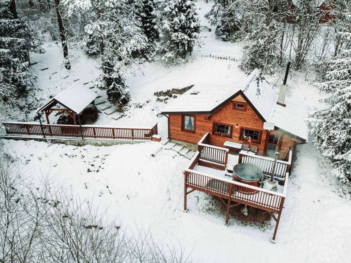 Sovia Wellness Chata S Jacuzzi Kadou A Saunou, Cingov Smizany Exterior photo